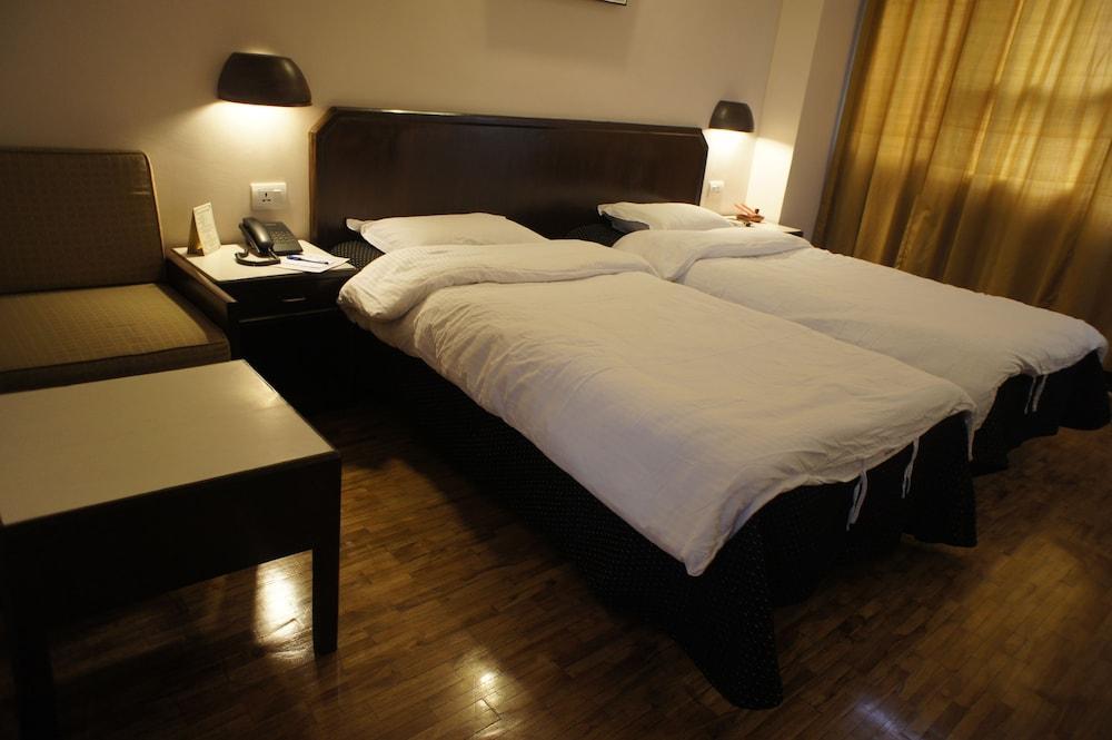 Marcopolo Business Hotel Kathmandu Exterior foto